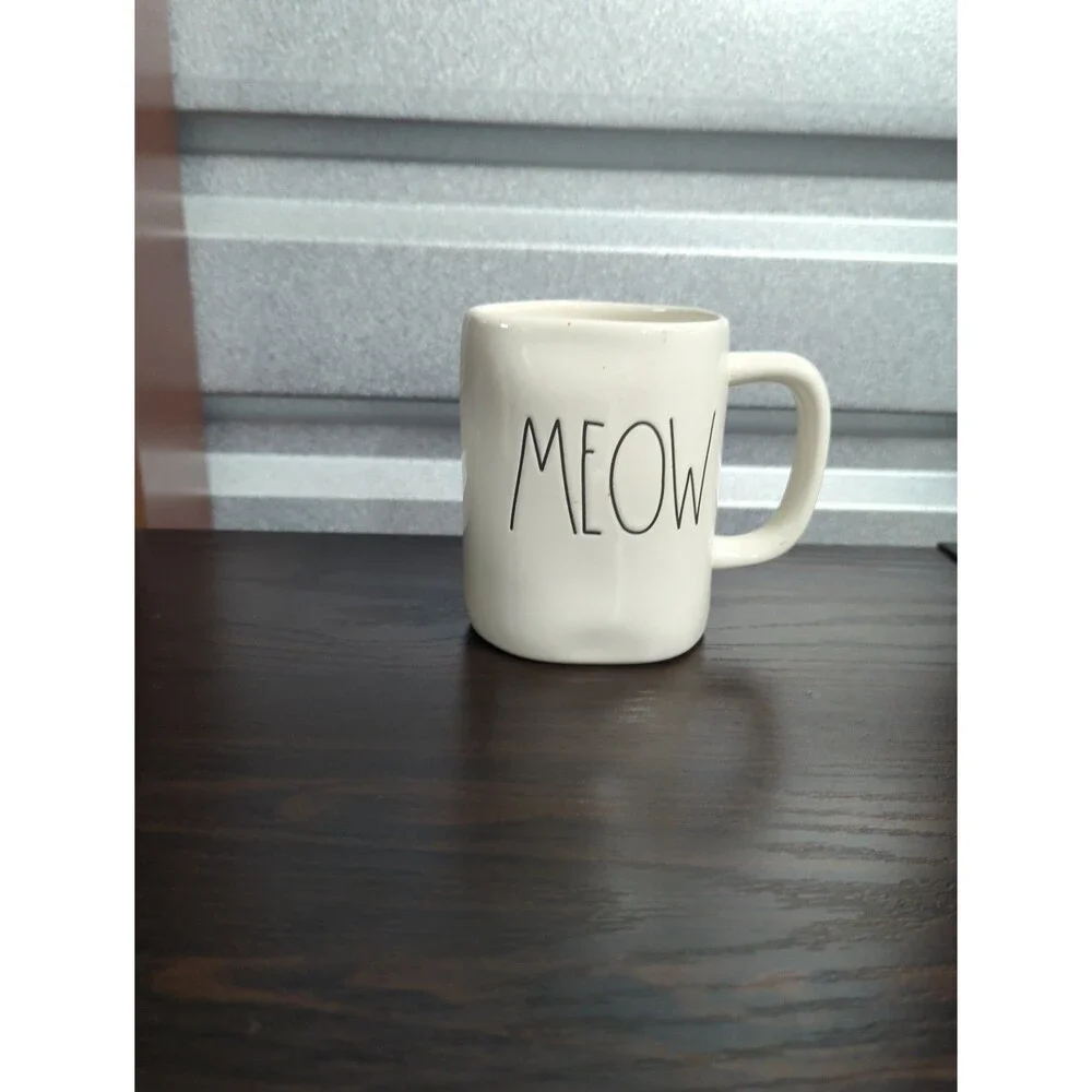 Rae Dunn Meow Ceramic Large Letter‎ Coffee Mug